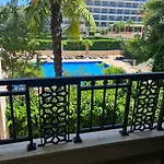 Luxurious - Pool View In Argisht Partez Διαμέρισμα *