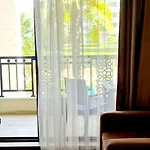 Luxurious - Pool View In Argisht Partez Διαμέρισμα
