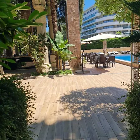 Διαμέρισμα Luxurious - Pool View In Argisht Partez Golden Sands